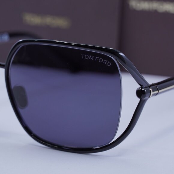 Tom Ford Goldie FT1092 01A Square Sunglasses - Black/Smoke - Picture 2 of 9